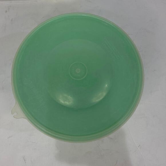 VINTAGE TUPPERWARE Crisp-It Lettuce Crisper Bowl 679-8 Lid 680-15 Jadeite Green - Picture 2 of 6